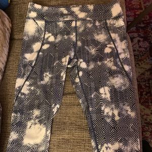 Women’s North Face Large Capri Tights